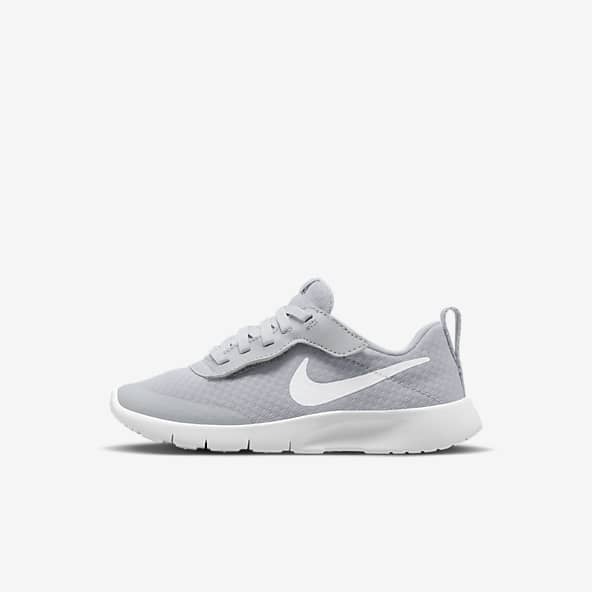 Nike tanjun black friday sale